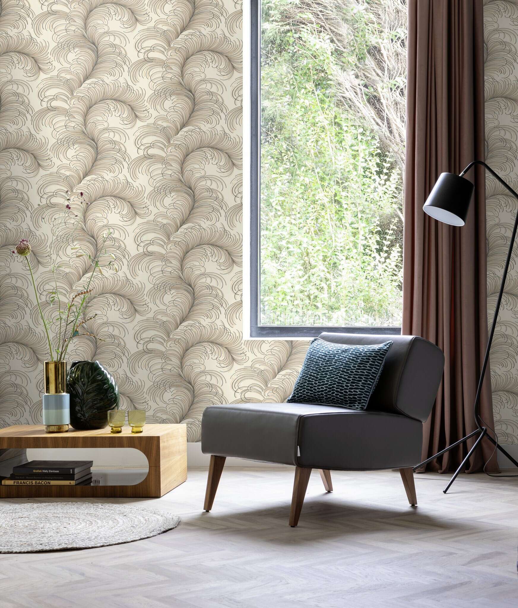 10-689303 Raumsituationen 3 Feathers non-woven wallpaper in black anthracite Selection vinyl/non-woven 689303