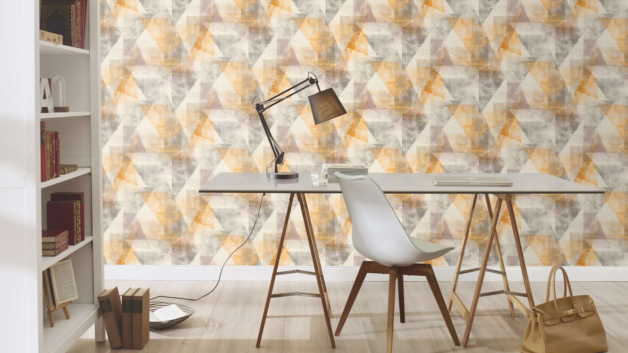 10-617948 Raumsituationen 2 Room with Geometric wallpaper with triangles