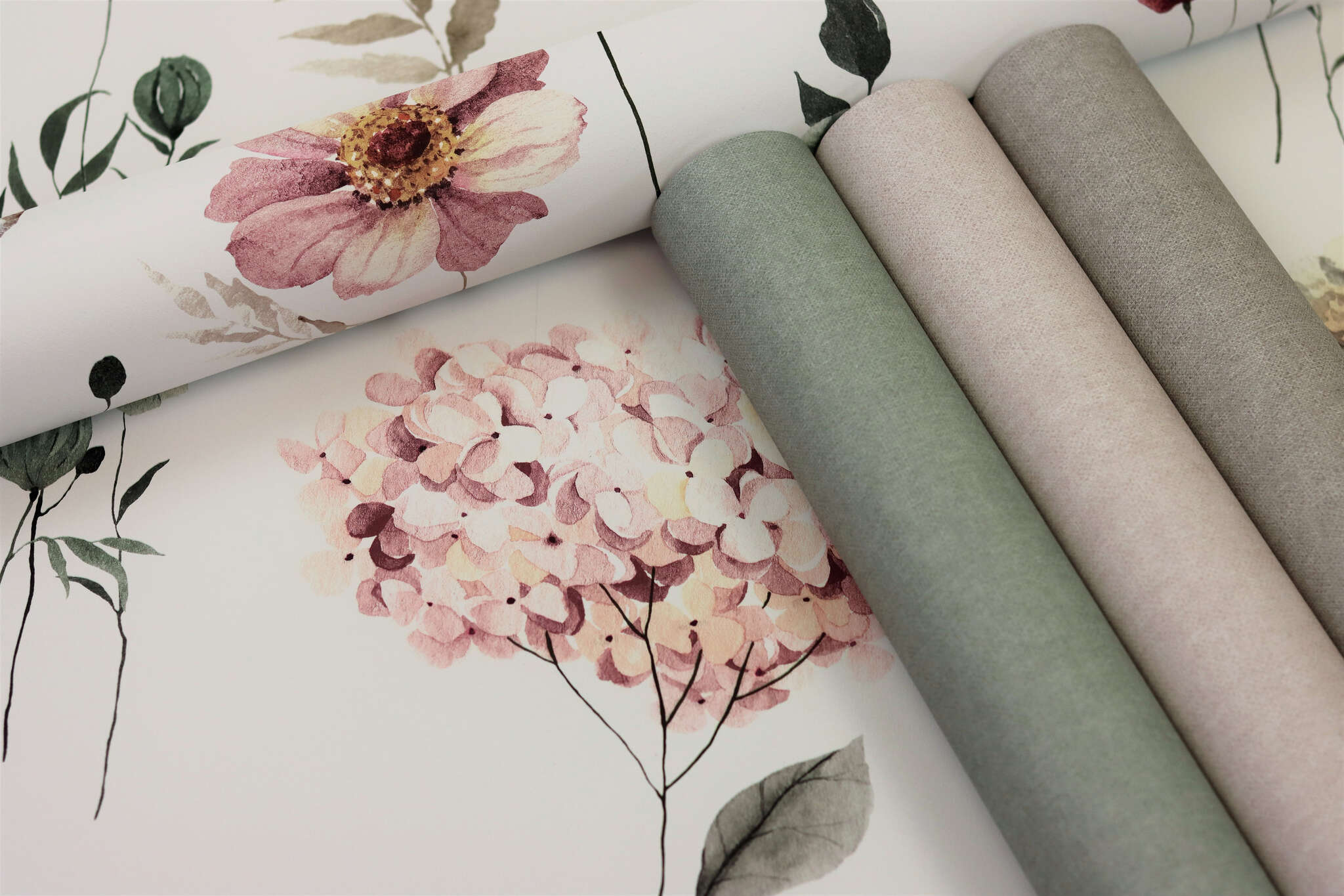 10-300642 Detailaufnahmen 1 Detailed image of Floral wallpaper with individual, delicately painted flowers in pink, cream and burgundy on a light background