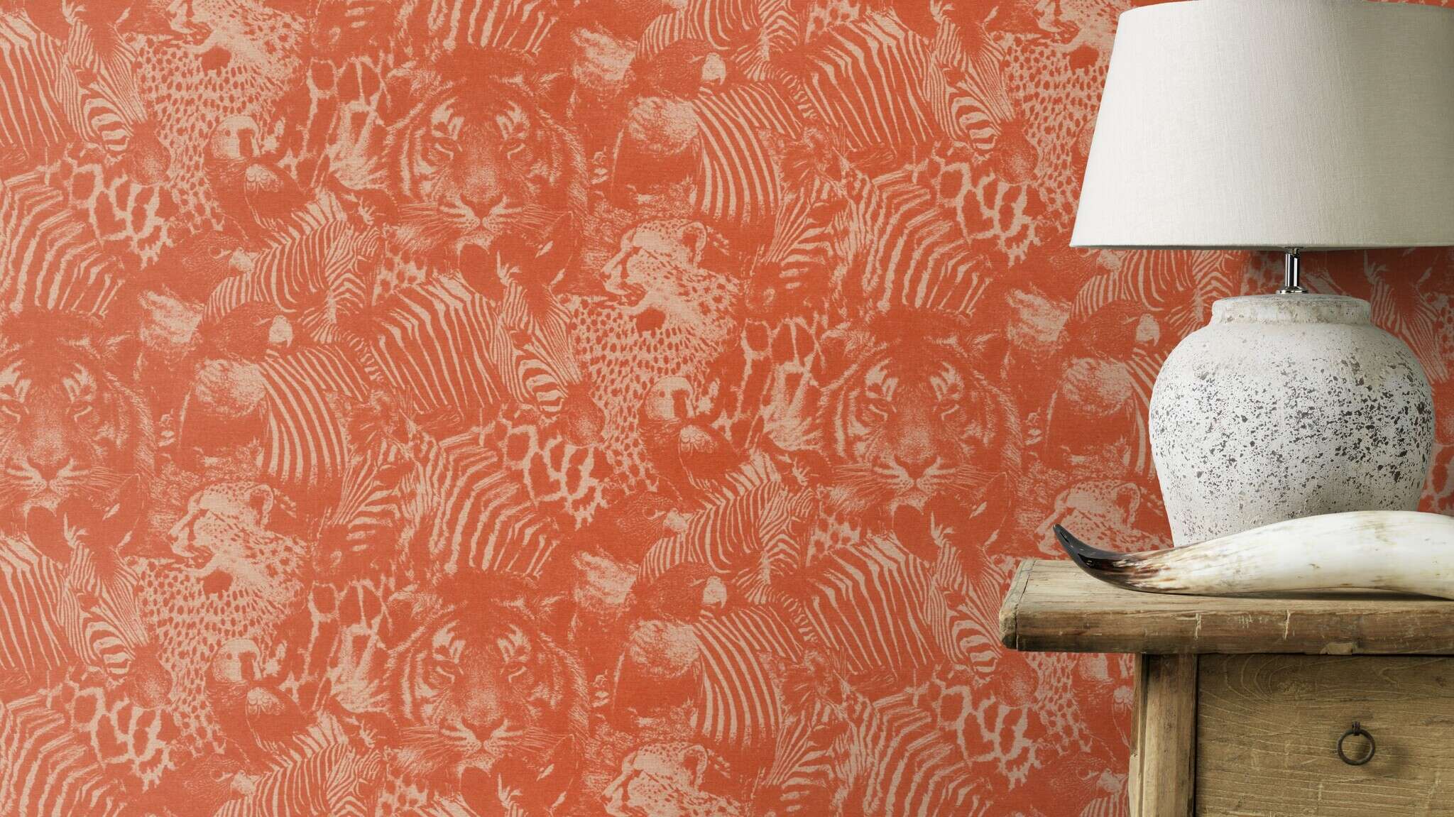 10-704723 Raumsituationen 2 Non-woven wallpaper with safari animals in red 704723