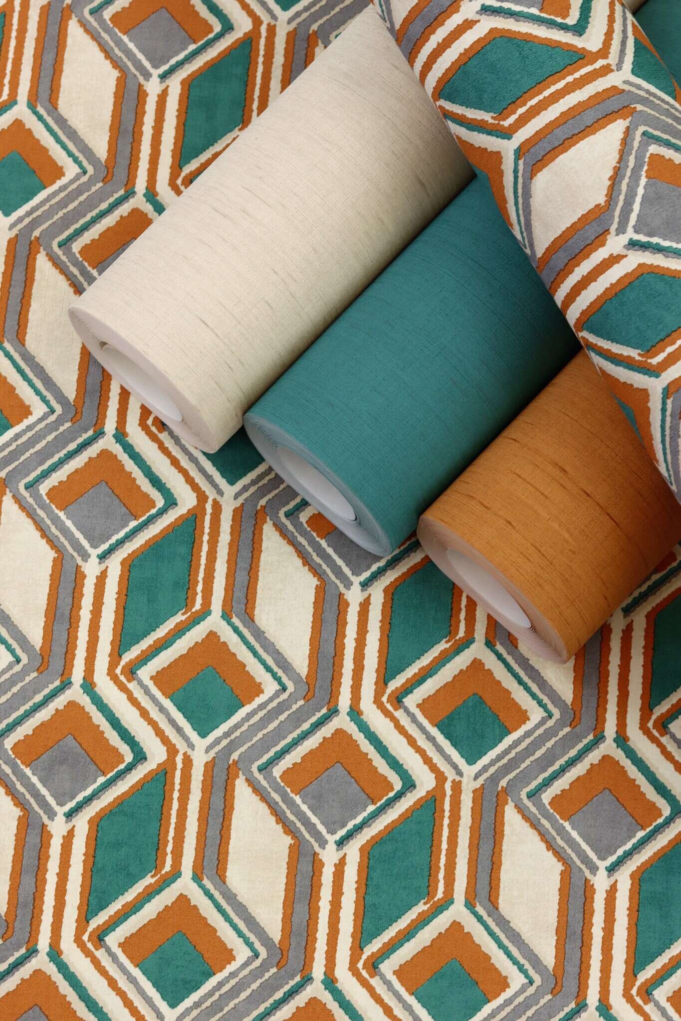 10-746037 Detailaufnahmen 7 Detailed image of Single-colour wallpaper with a textile texture