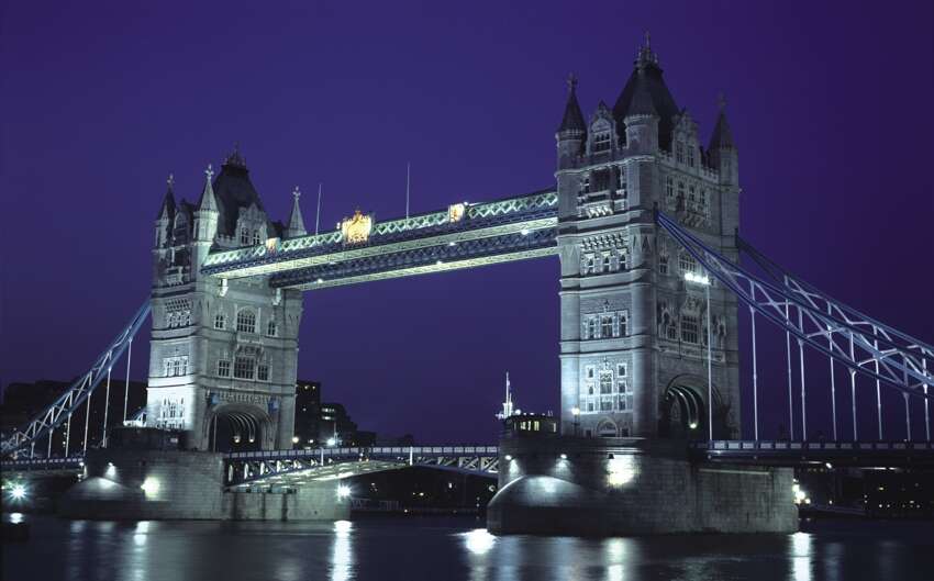 10-849103 Artikelscan 1 Tower bridge wall mural in blue 849103