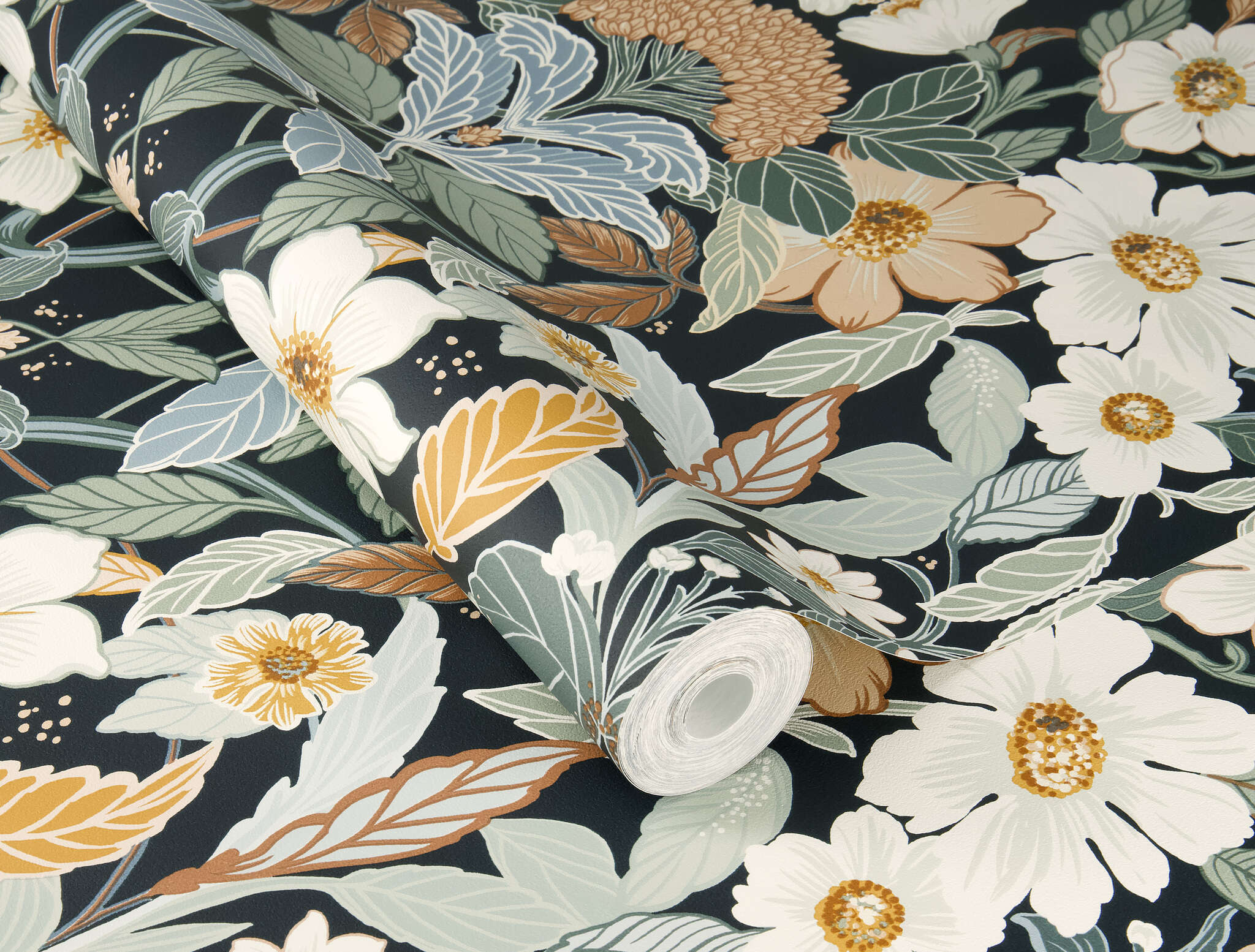 10-581904 Detailaufnahmen 1 Non-woven wallpaper in green-sage Selection vinyl/non-woven 581904