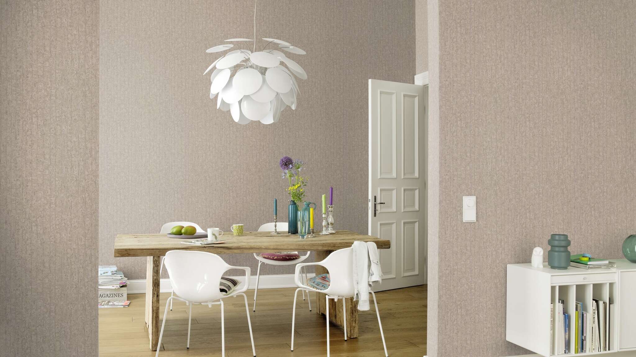 10-499230 Raumsituationen 4 Room with Wallpaper with concrete look