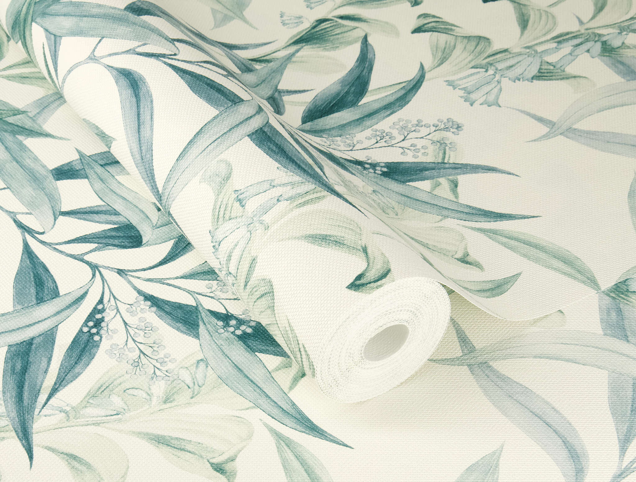 10-417340 Detailaufnahmen 1 Non-woven wallpaper in green-taupe Liverna 417340