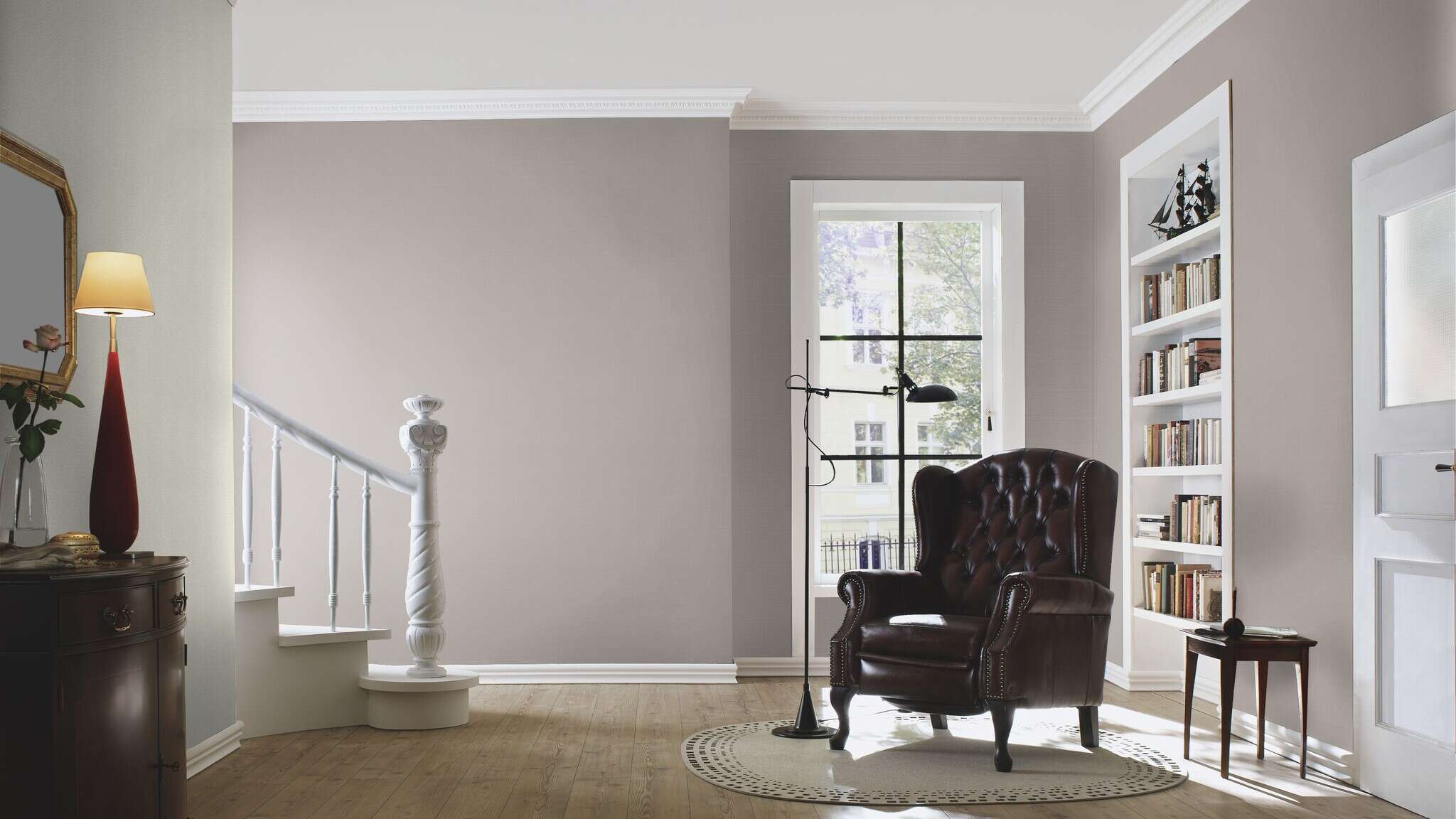 10-732320 Raumsituationen 1 Room with Plain wallpaper: textile look in grey-brown