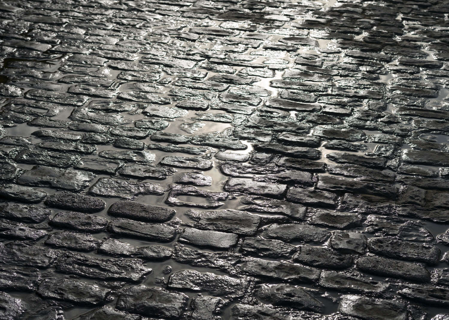 363708 - Fototapete - Straßenpflaster in dunkelgrau magicwalls stone effect wallpaper gray 363708