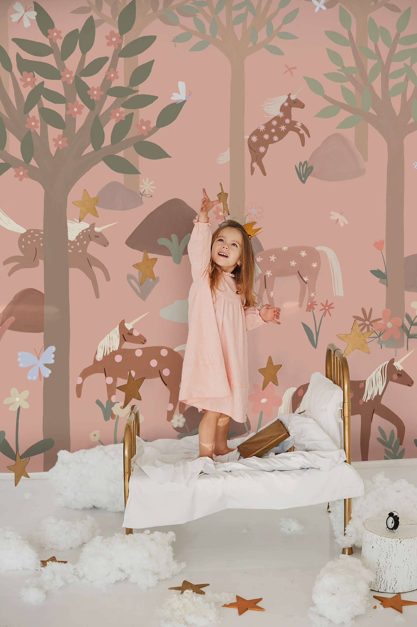 10-300028 Raumsituationen 1 Papier peint panoramique Unicorn in Rose | Roomblush - RB351
