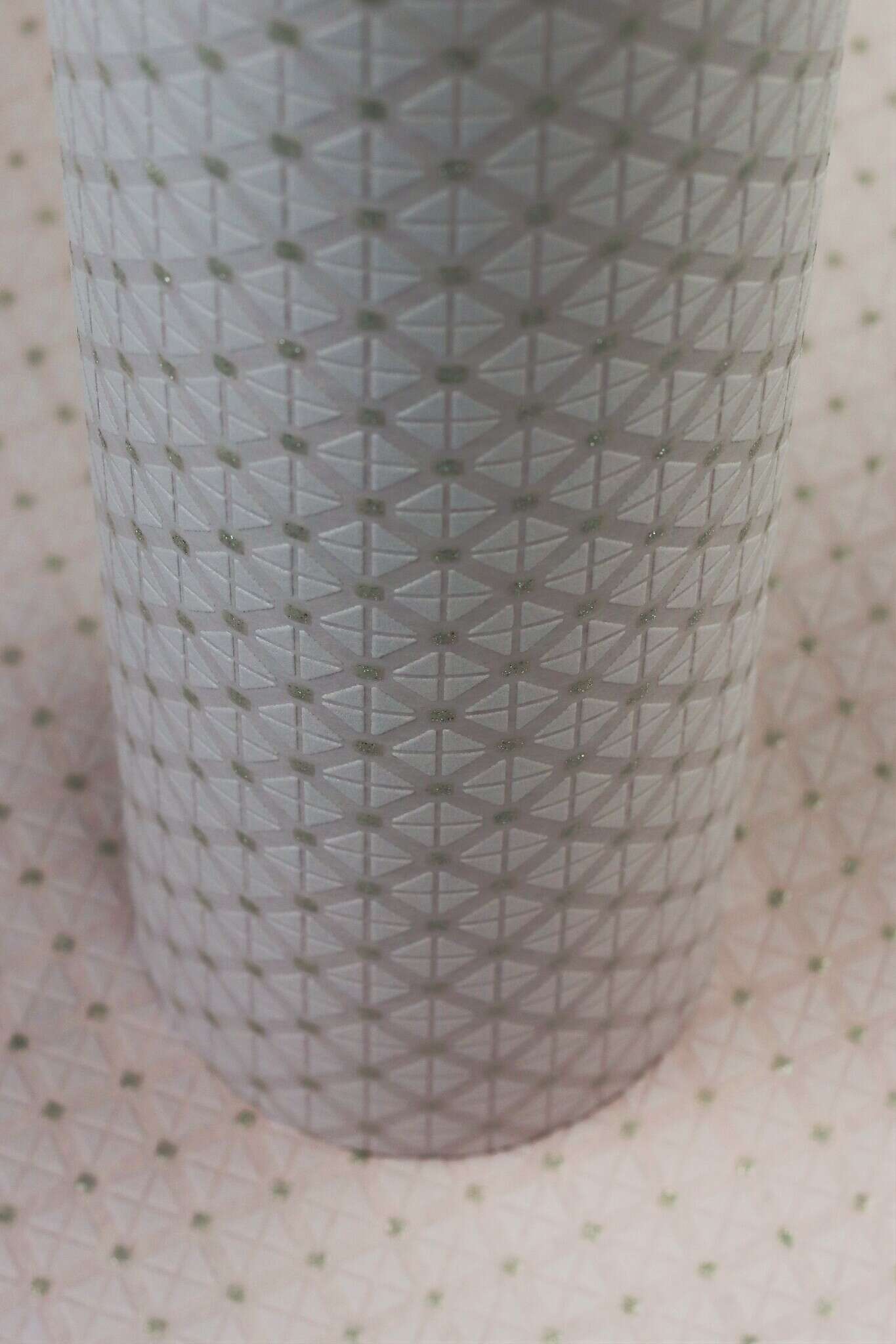 10-506778 Detailaufnahmen 14 Check non-woven wallpaper in pink-pale pink Selection 506778