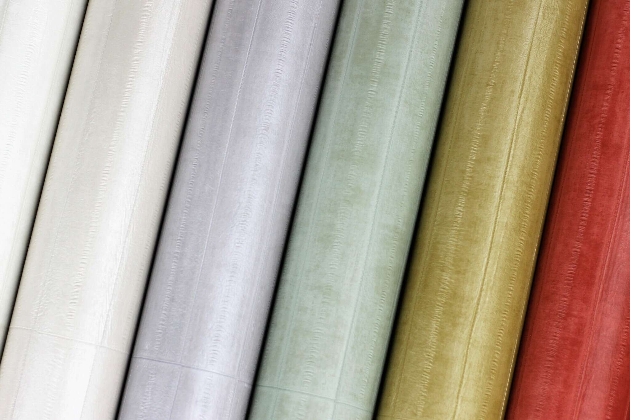 10-418484 Detailaufnahmen 14 Leather-look non-woven wallpaper in light green 418484