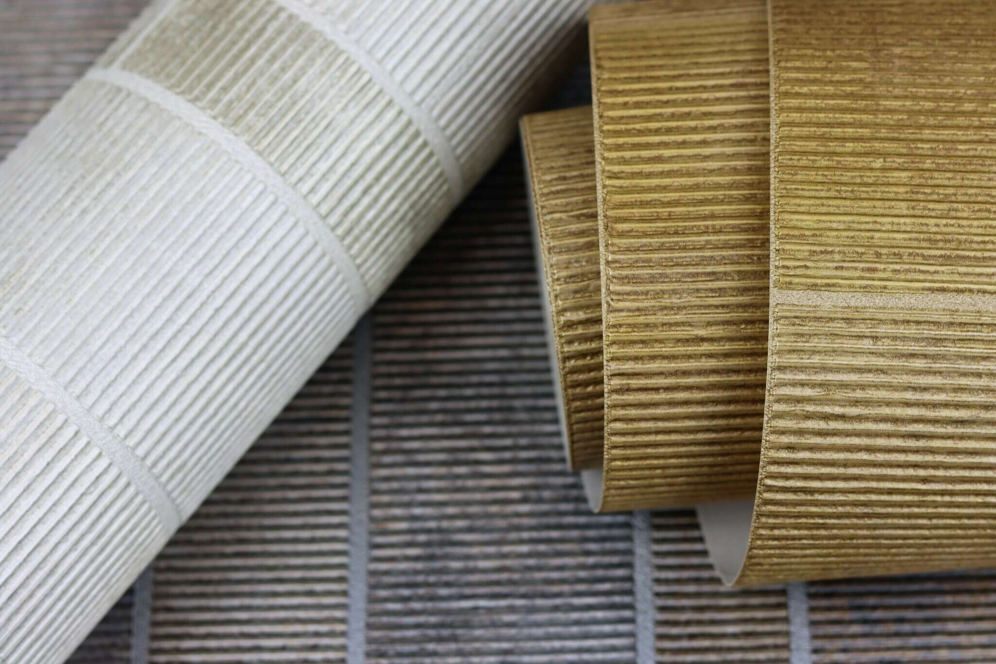 10-428216 Detailaufnahmen 18 Vliestapete in Grau-grau gold Selection 428216