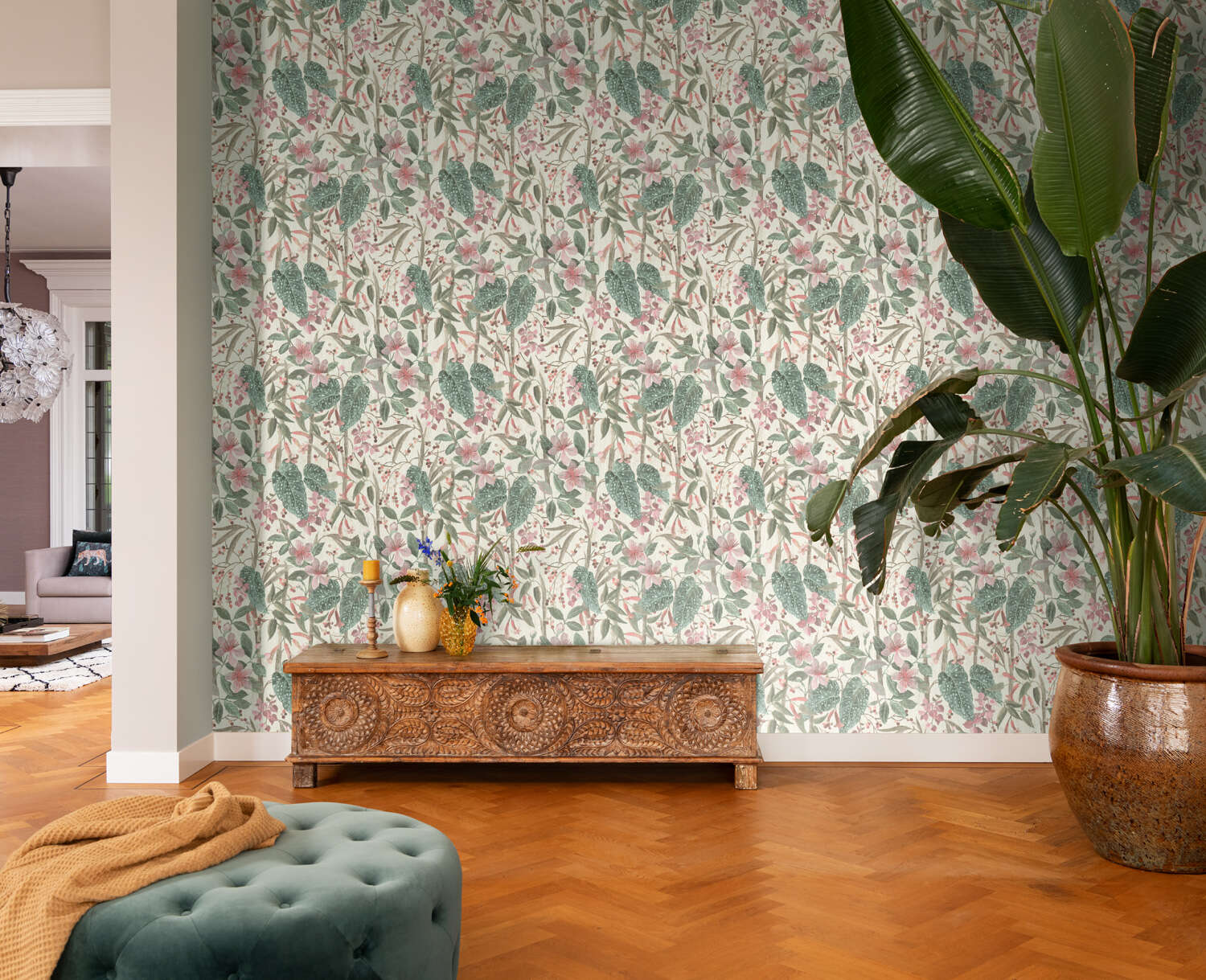 10-538212 Raumbilder 2 Une chambre avec Papier peint à feuilles avec fleurs et plantes