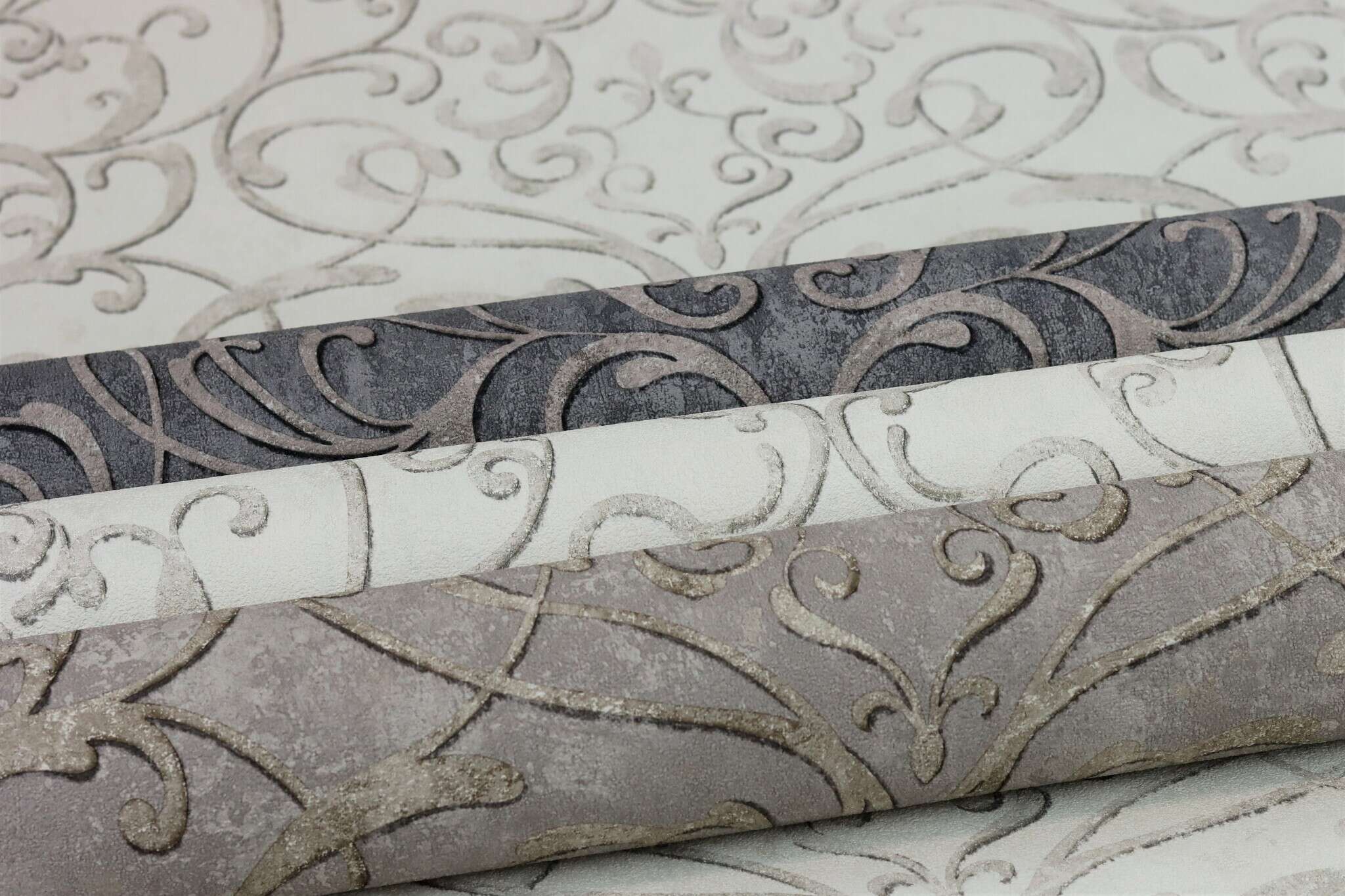 10-651621 Detailaufnahmen 2 Non-woven wallpaper in gray-medium gray Selection 651621
