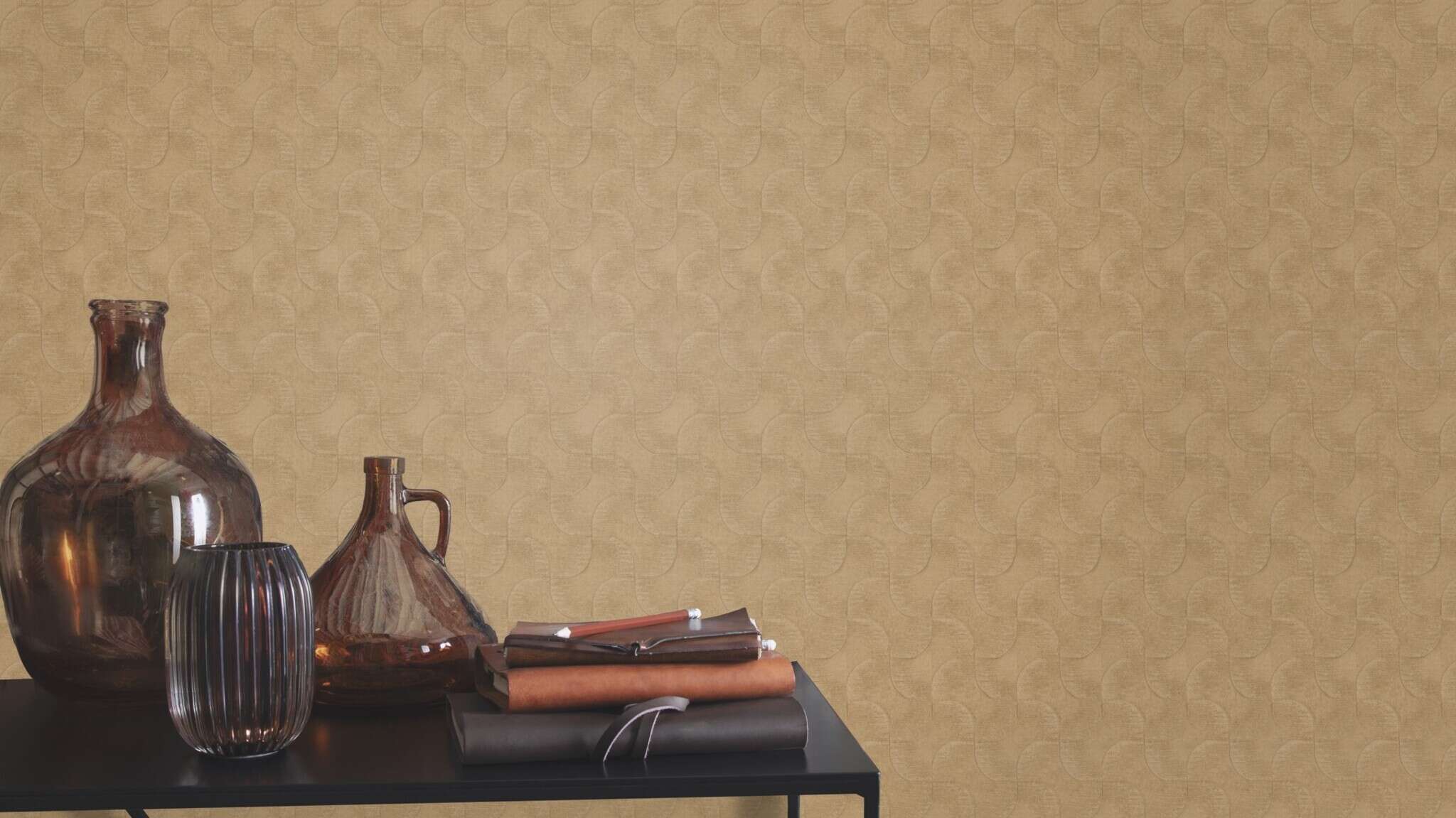 10-608151 Raumsituationen 2 Room with Graphic wallpaper with overlapping waves in a three-dimensional look