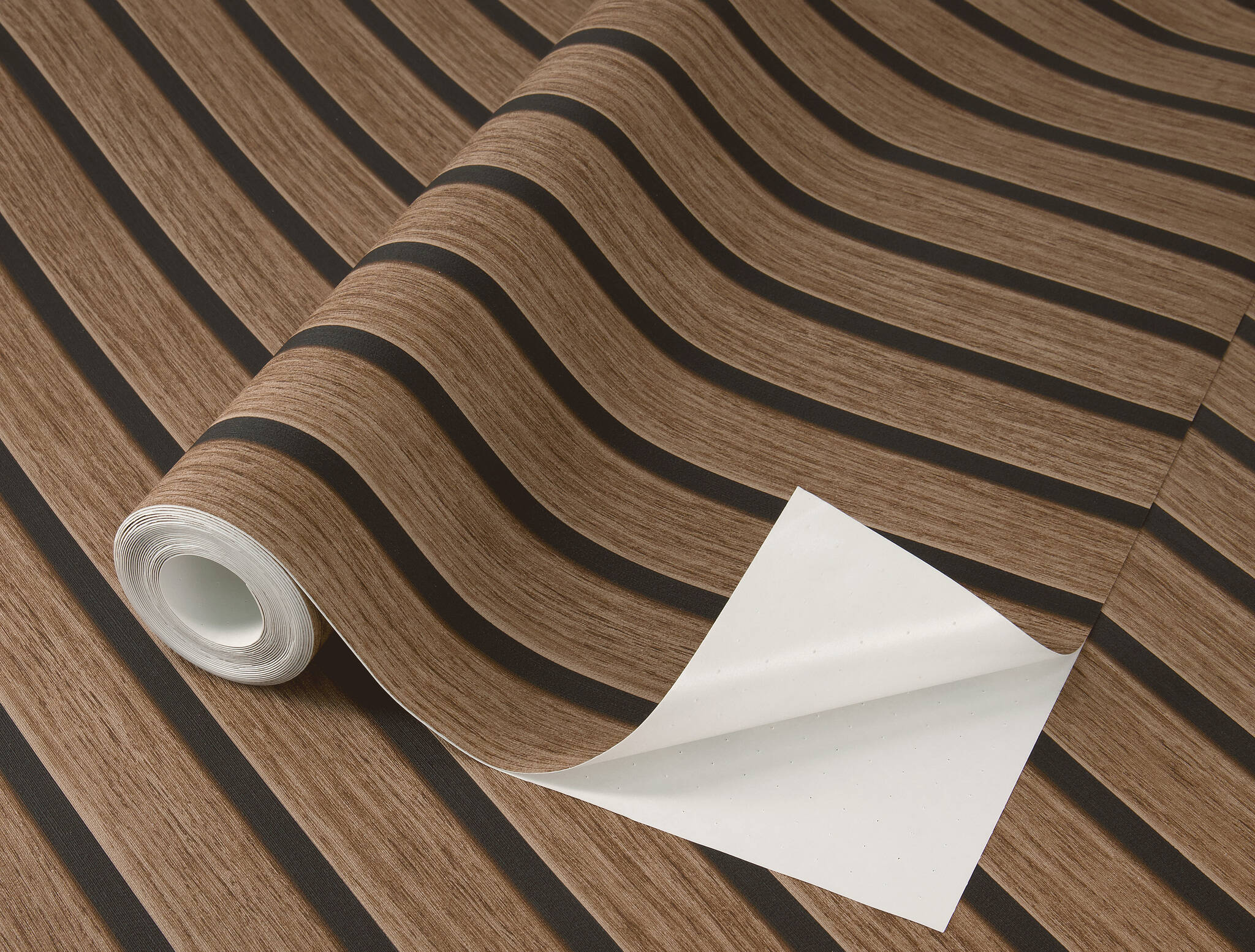 10-370119 Detailaufnahmen 1 Echo 370119 self-adhesive wallpaper - 3D wooden panels in dark brown