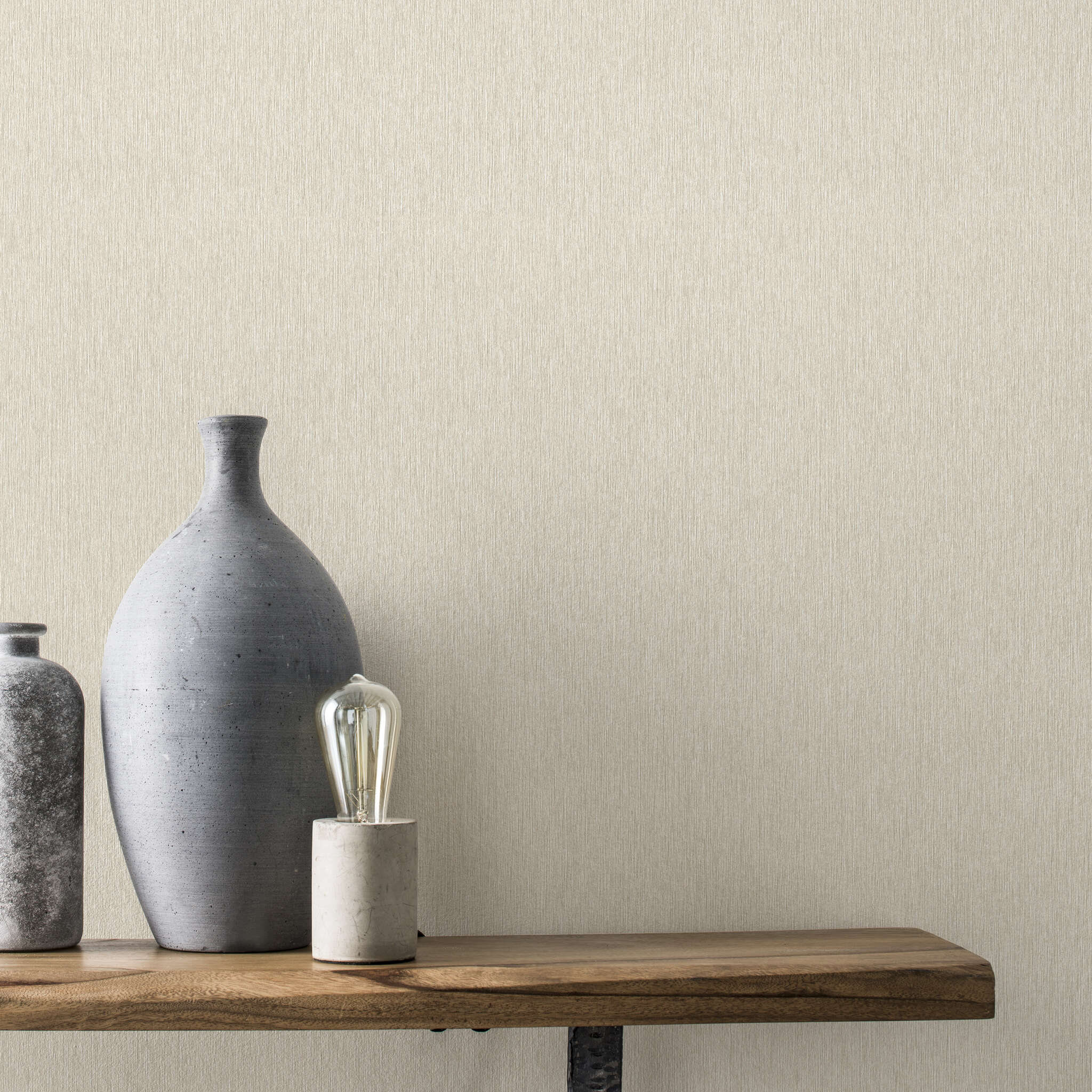 Raum mit Einfarbige Tapete mit Fadenstruktur