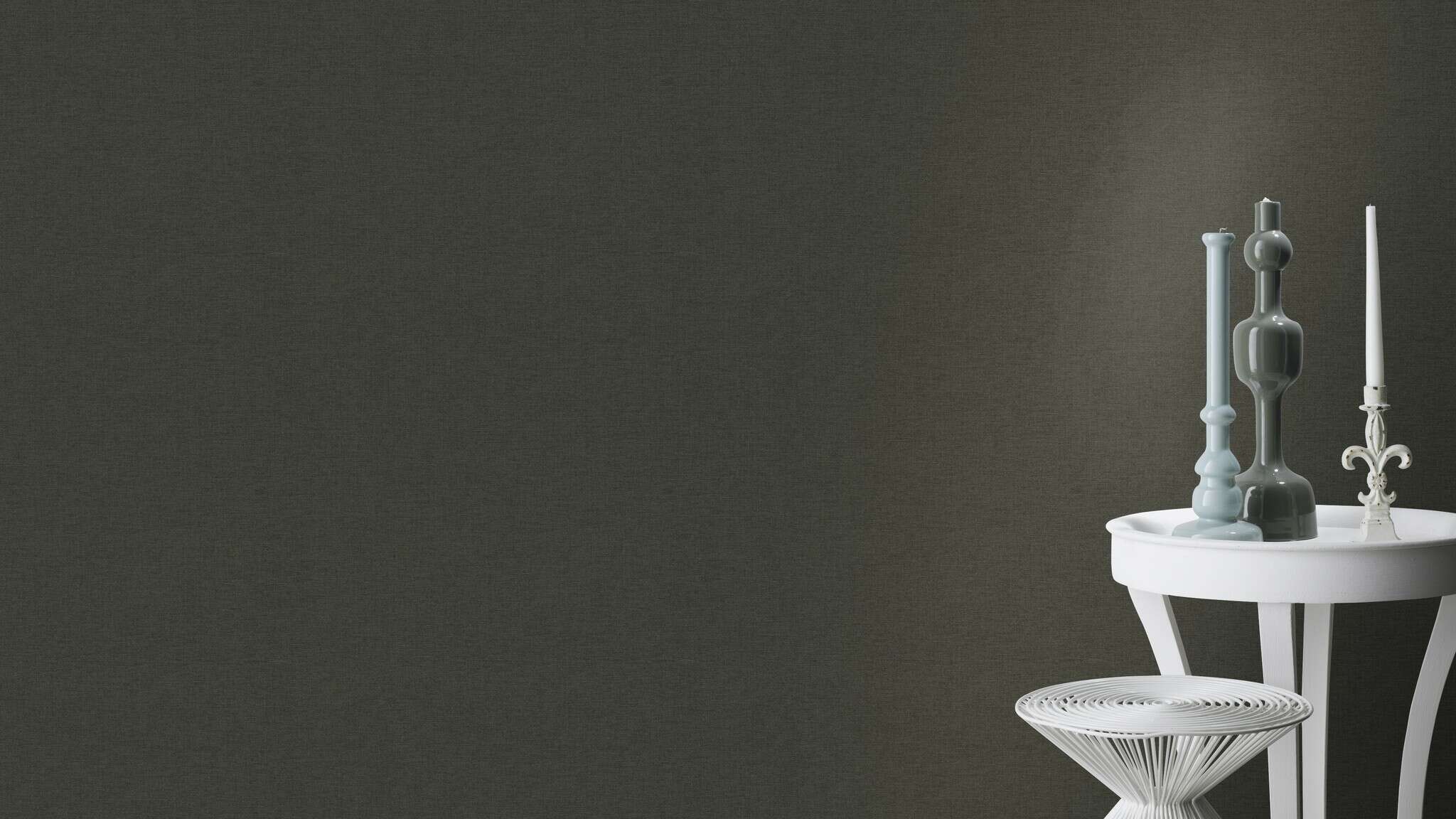 10-449853 Raumsituationen 10 Room with Wallpaper in dark black with a calm surface and a textile look