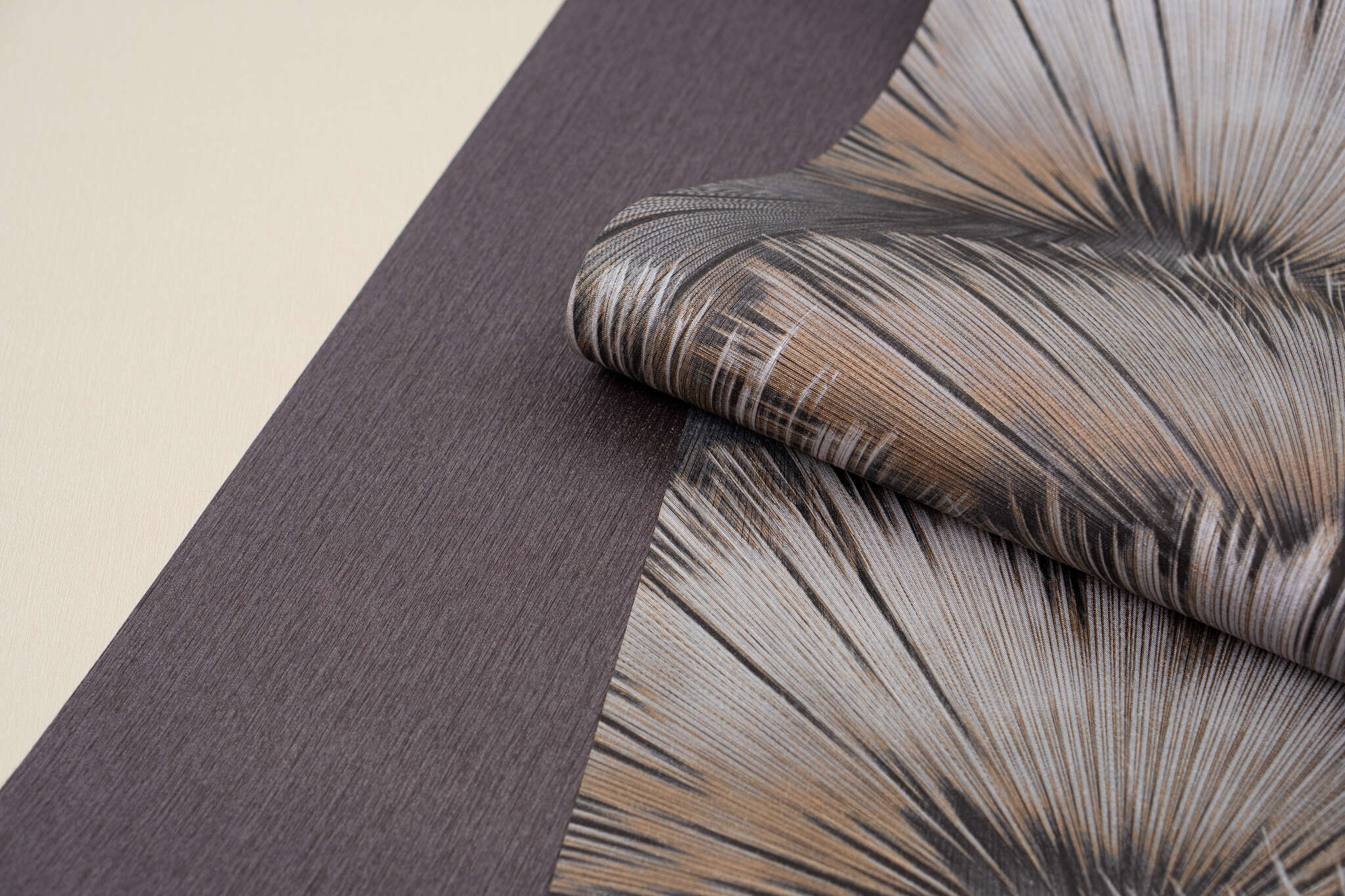 10-659788 Detailaufnahmen 4 Papier peint intissé gris-taupe Incanto 659788
