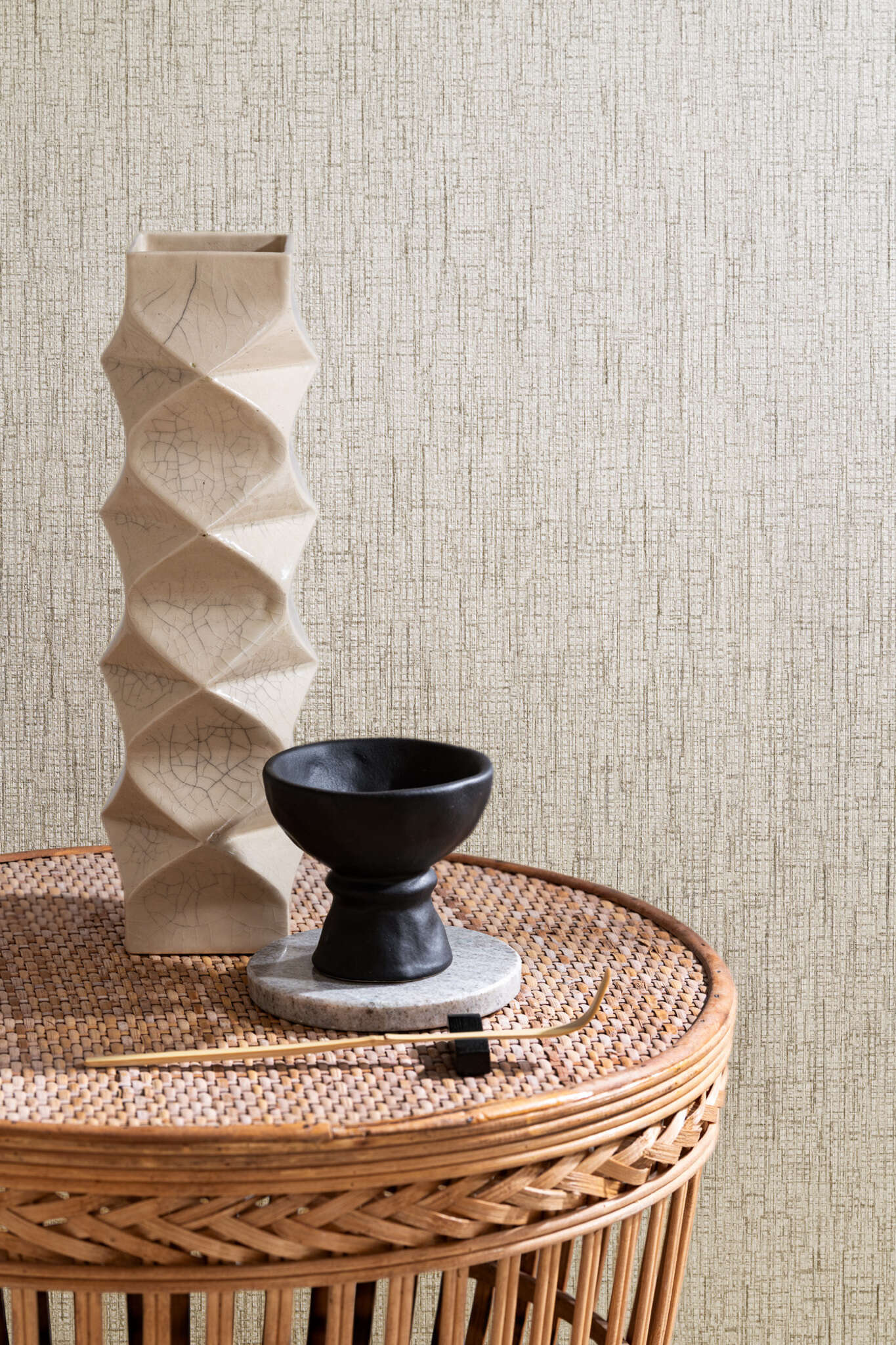 10-435436 Raumbilder 2 Non-woven wallpaper Fabric Look in White and Silver - Noble Zen Shibori 435436