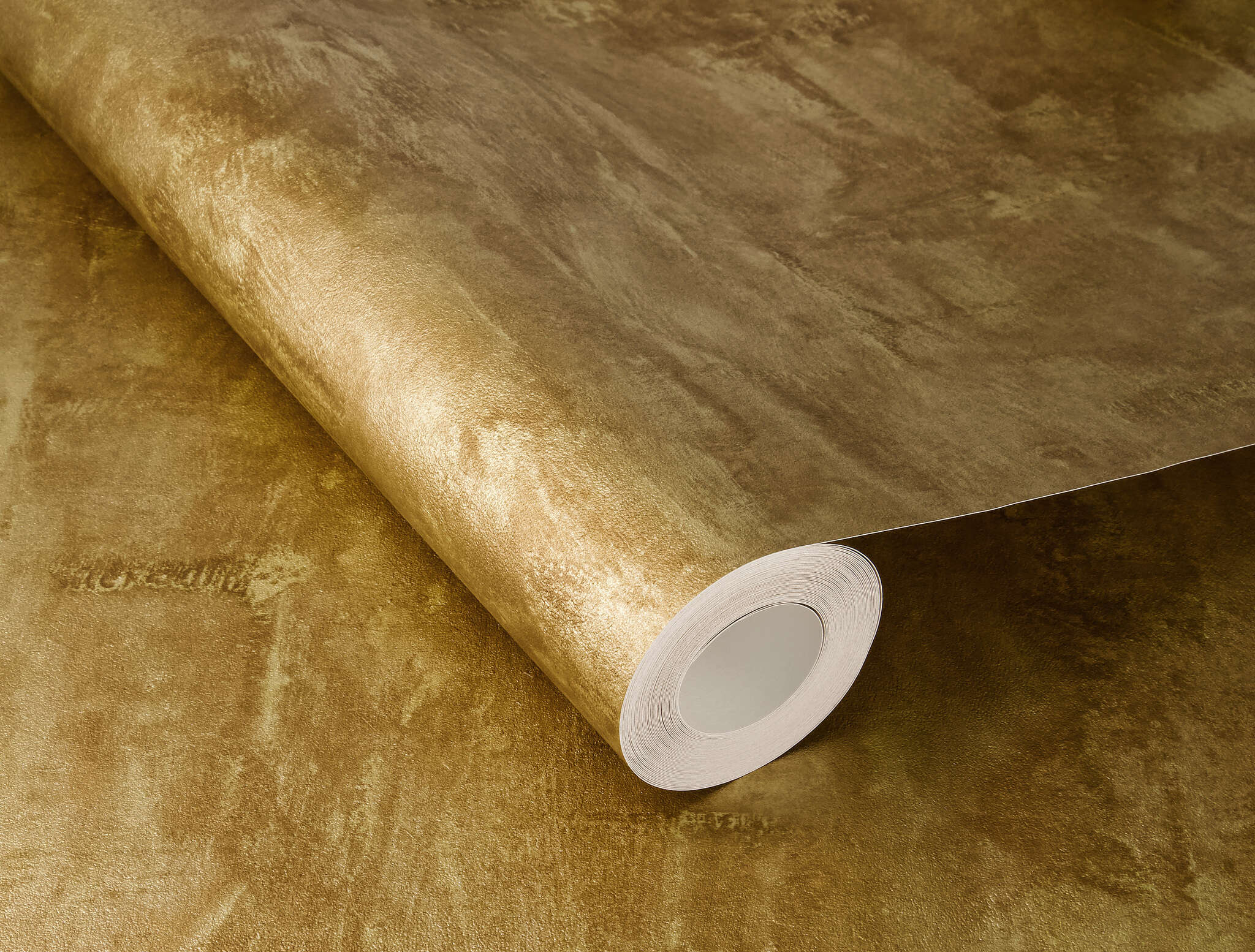 10-499735 Detailaufnahmen 1 Detailed image of Wallpaper with vintage metal look