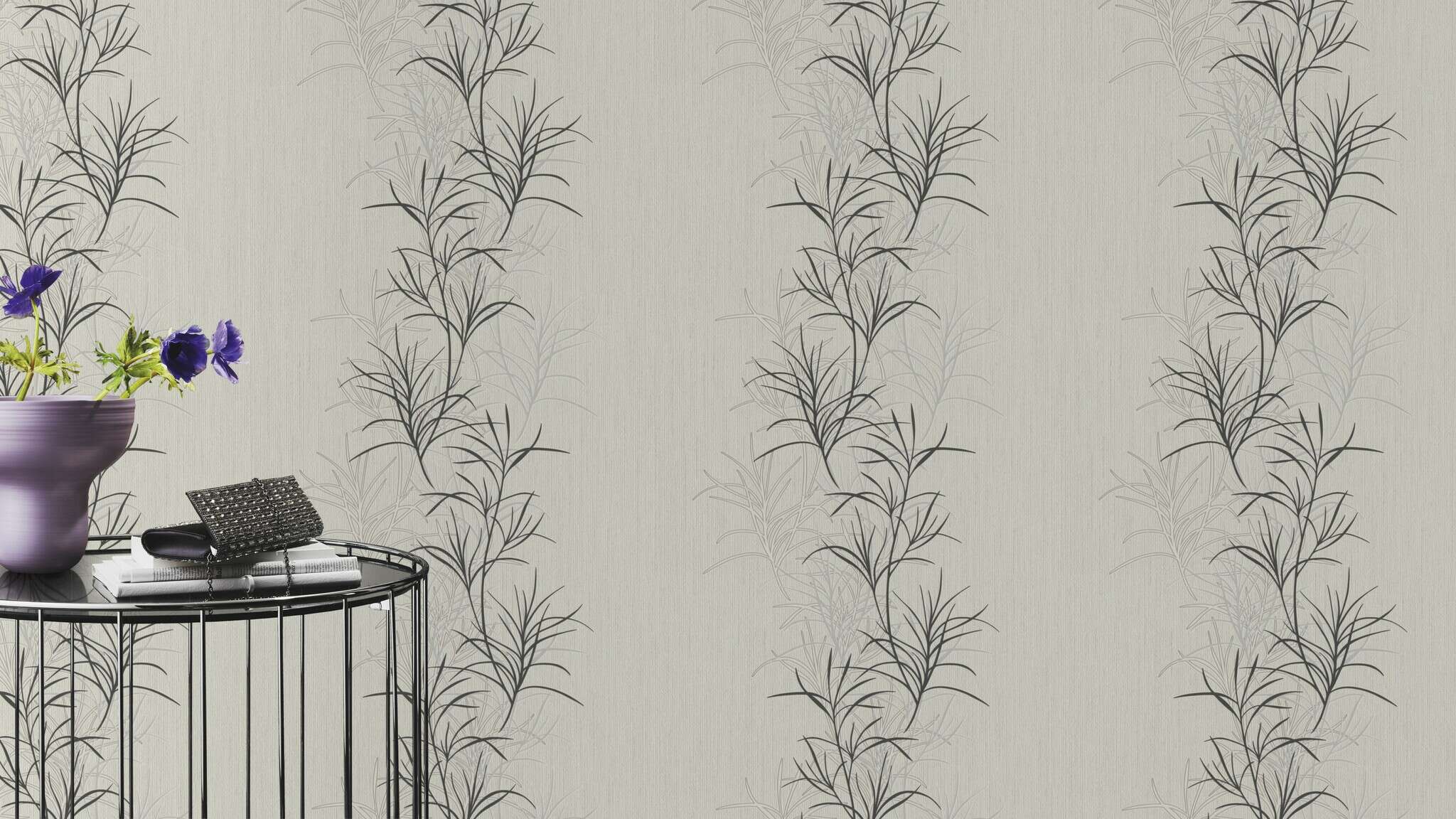 10-536027 Raumsituationen 1 Room with Wallpaper with stylised peacock feathers