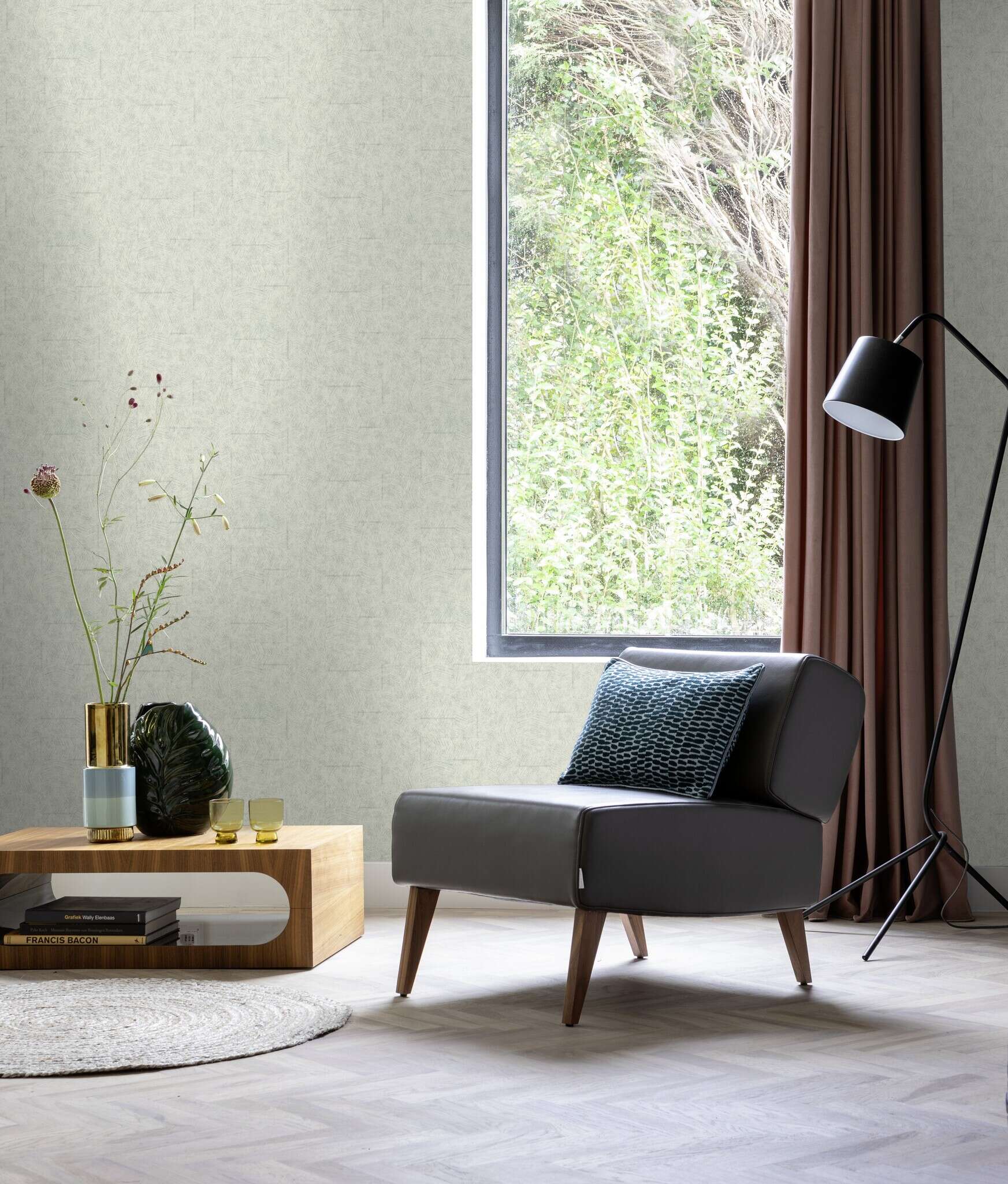 10-412758 Raumsituationen 2 Abstract non-woven wallpaper with a green line pattern, In Bloom – Kurt 412758