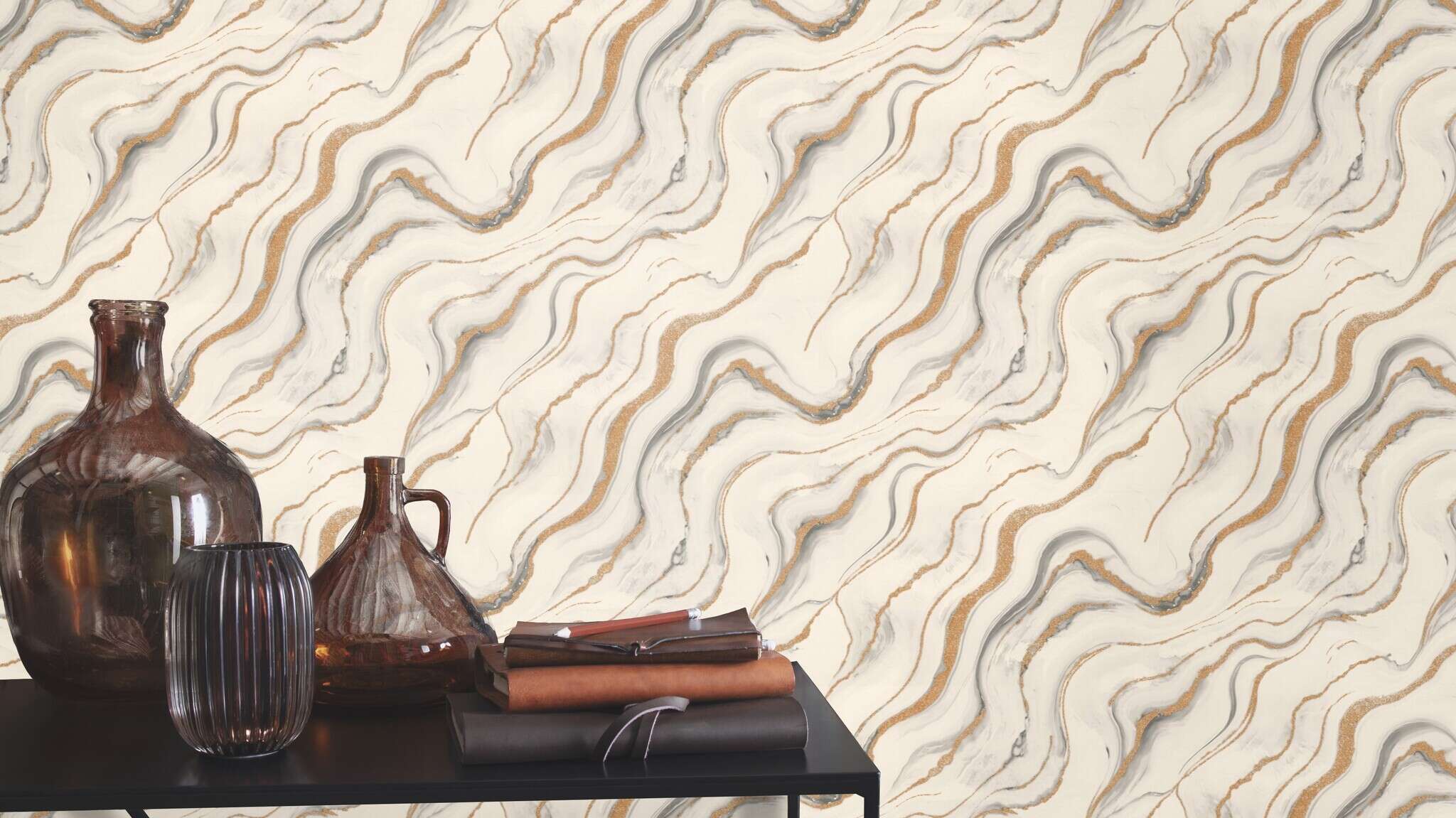 10-497618 Raumsituationen 4 Marble-effect wallpaper in white - Factory VI Marmorea 497618