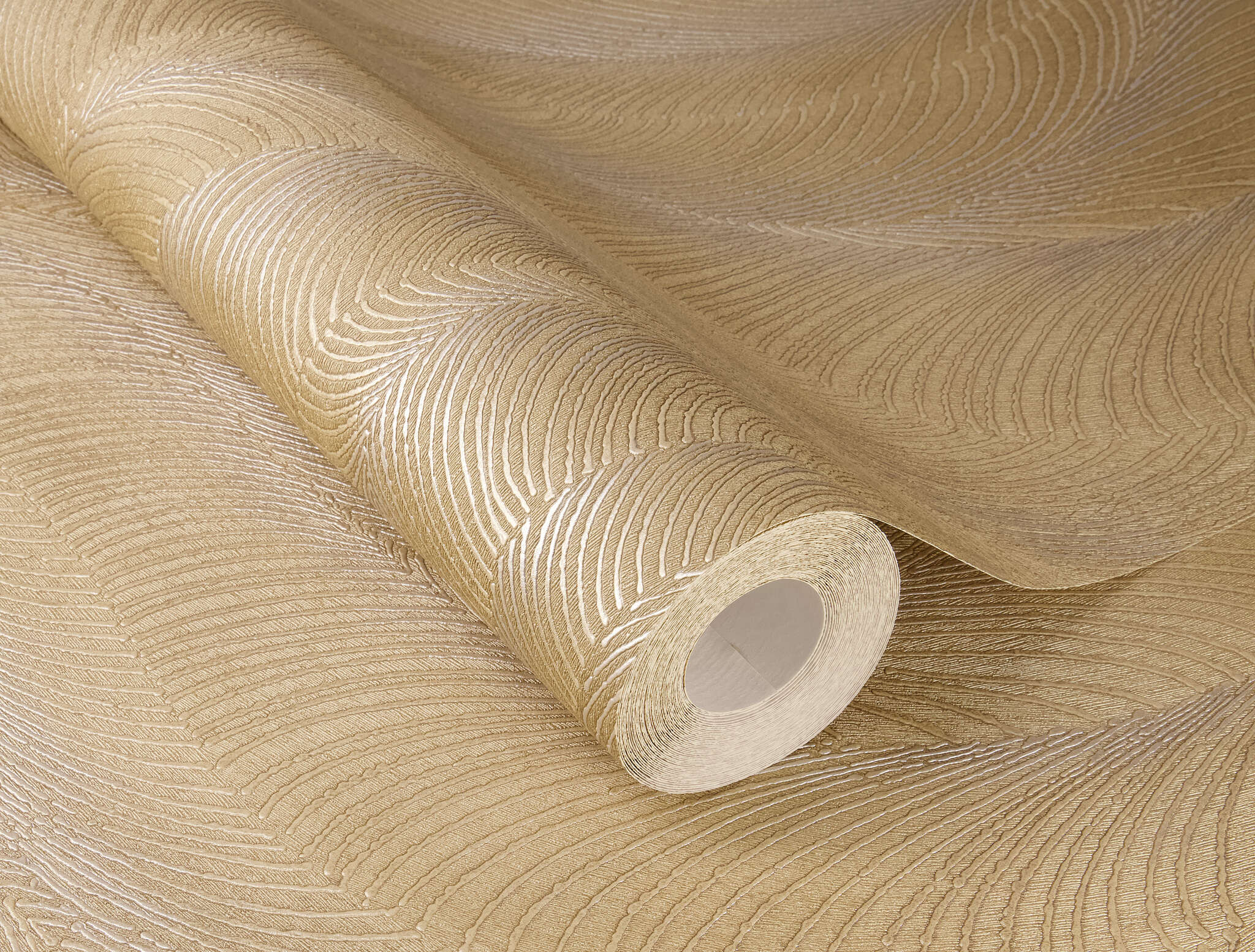 10-659641 Detailaufnahmen 1 Non-woven wallpaper in gold-taupe Incanto 659641