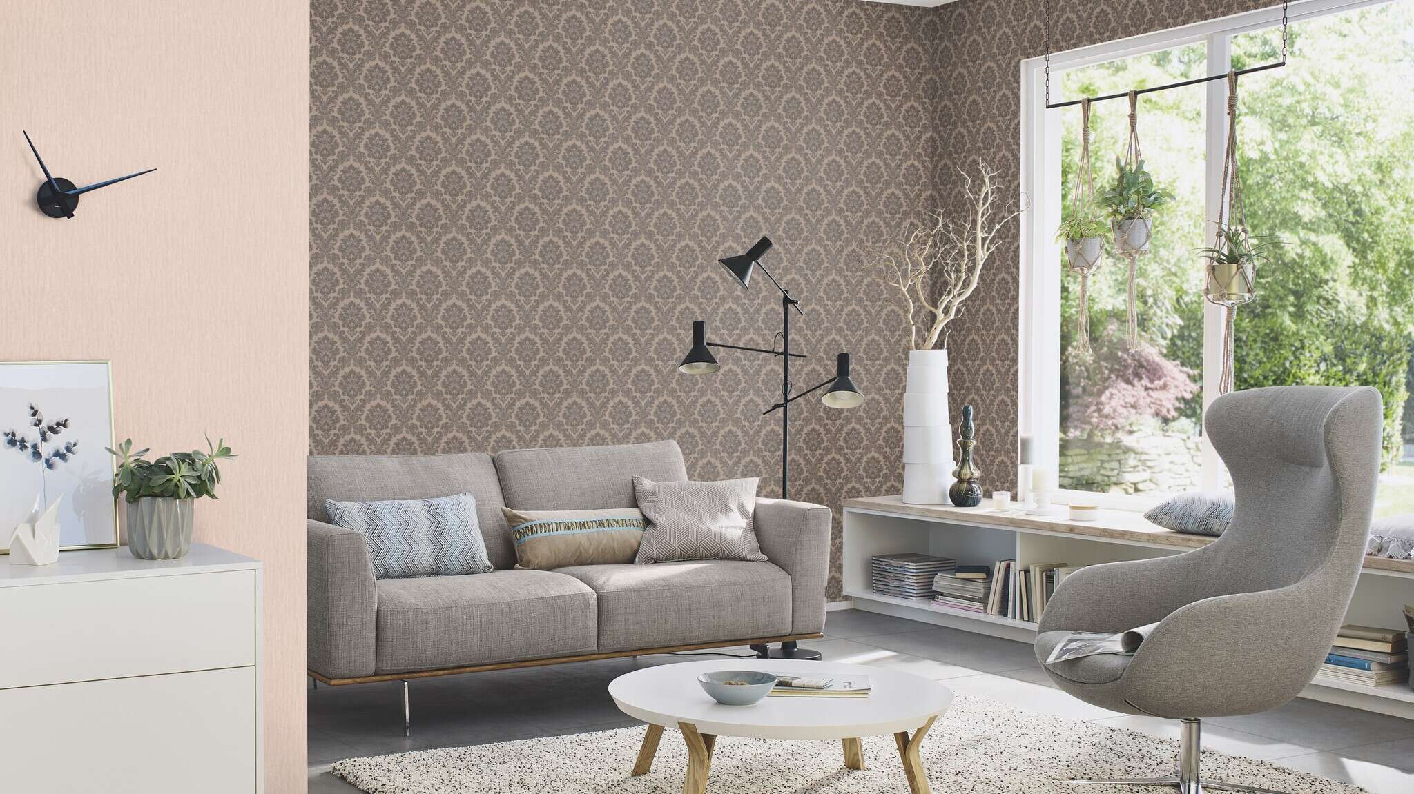 10-570021 Raumsituationen 5 Room with Single-colour wallpaper with shimmer effect