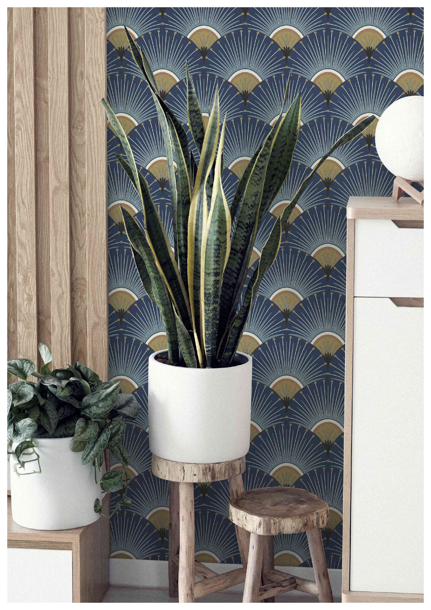 10-637632 Raumsituationen 2 Room with Wallpaper with stylised peacock fan in Art Deco style